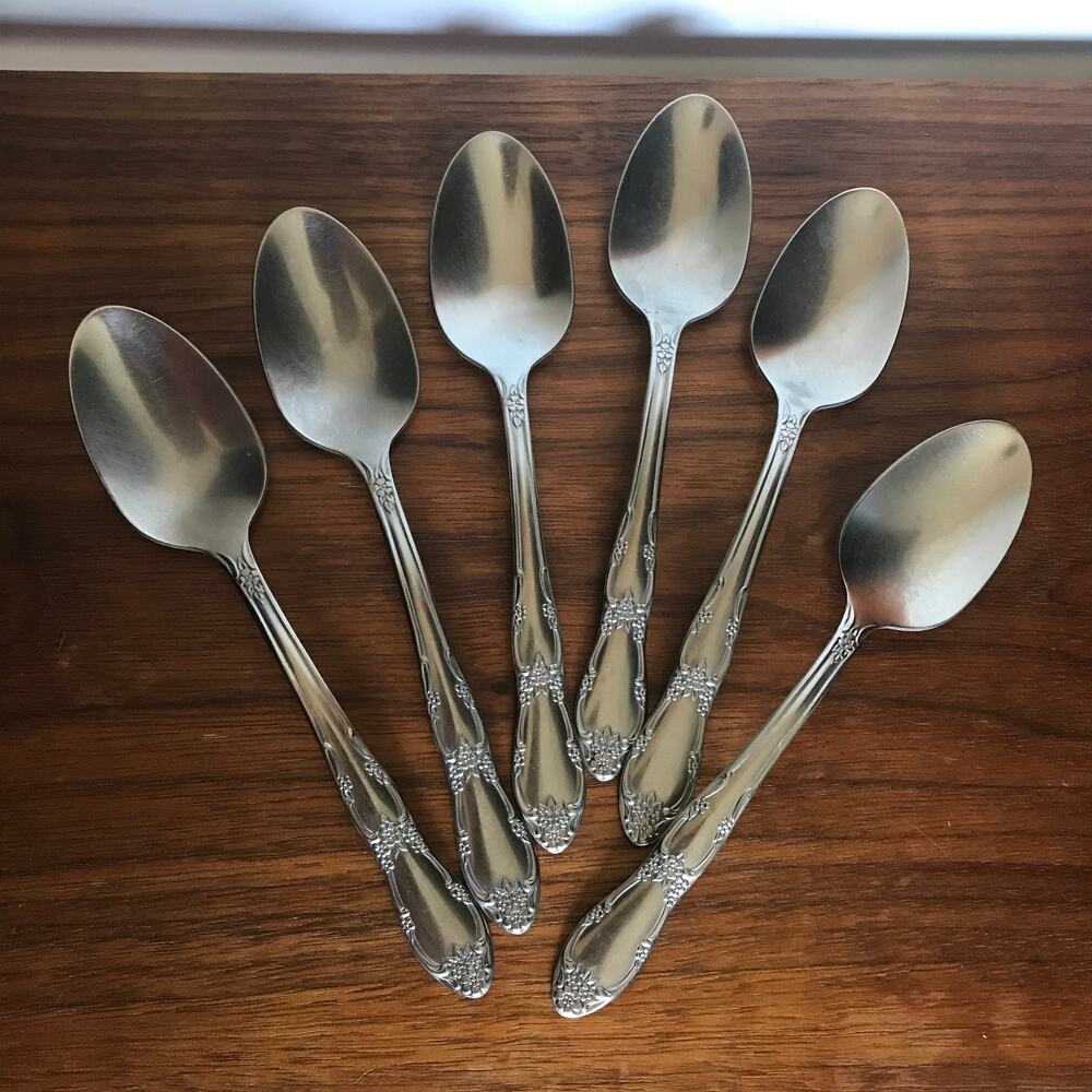 Oneida Wm. A. Rogers Fenway (Daydream) stainless, set of 6 teaspoons